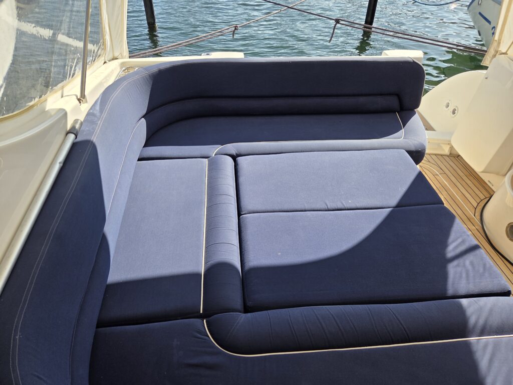 Till salu: Windy 32 Scirocco – 325 tim • 2 ägare • Dubbla KAD300 – bild 12