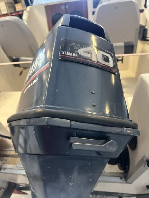 Till salu: Uttern 460 med Yamaha 40 hk – komplett med bromsad trailer – bild 9