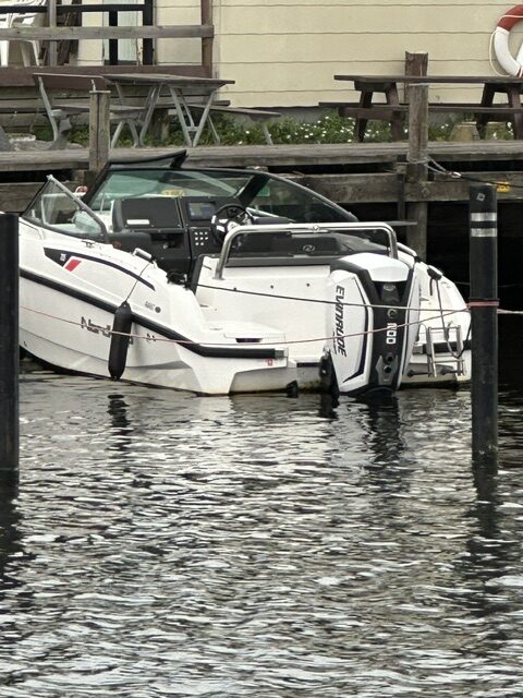Till salu: Nordkapp Avant 705 Highline – Evinrude 200 H.O. | Endast 138,4 timmar | Trailer ingår – bild 8